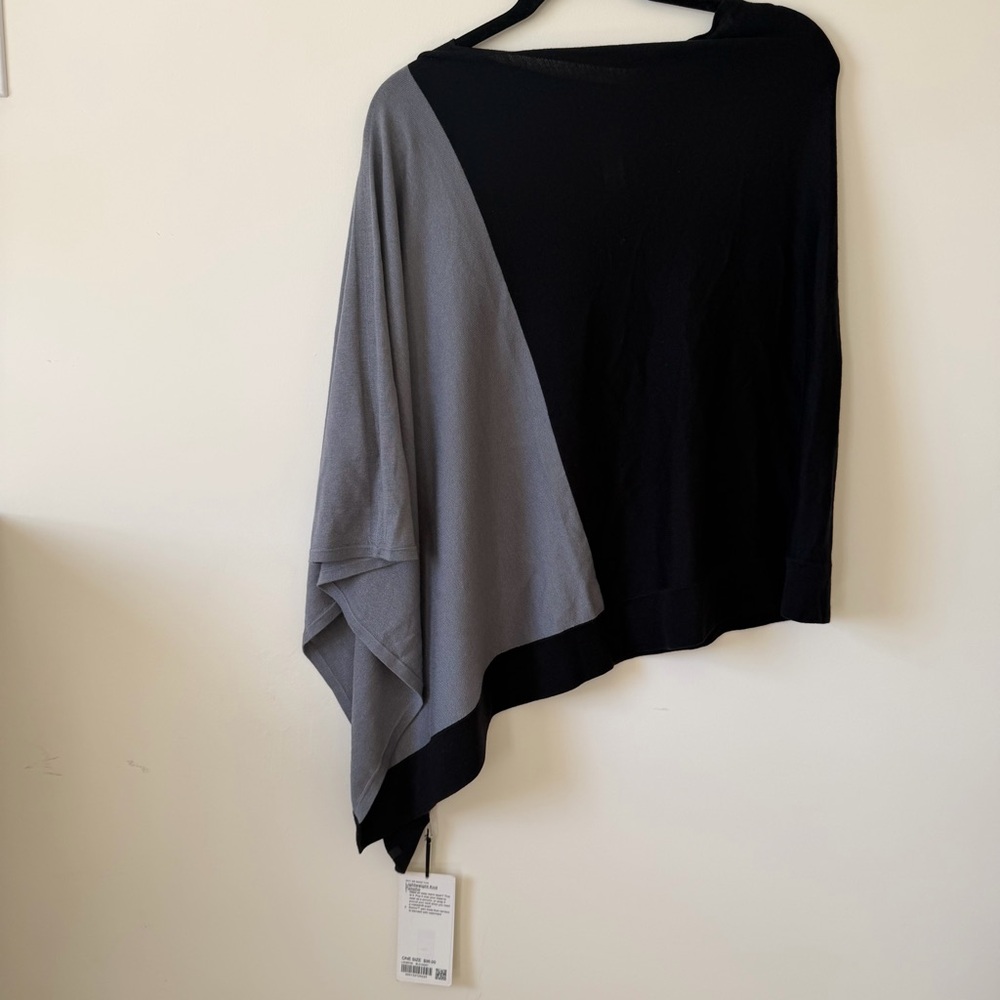 Lululemon Lightweight Knit Poncho Black/ Grey NWT